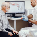 Implanty zębowe - konsultacja u stomatologa