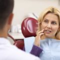Ruszający się ząb - wizyta u stomatologa